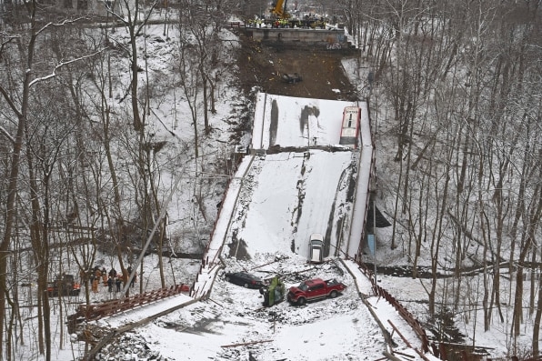 The collapsed Pittsburgh bridge was ‘structurally deficient’ for 10 years. It’s not the only one | DeviceDaily.com