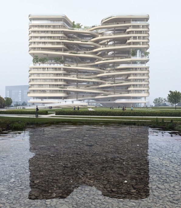 This stunning office has a 16-story public park spiraling up its center | DeviceDaily.com