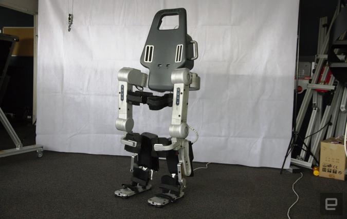Wandercraft's latest exoskeleton lets paraplegics walk with a more natural gait | DeviceDaily.com