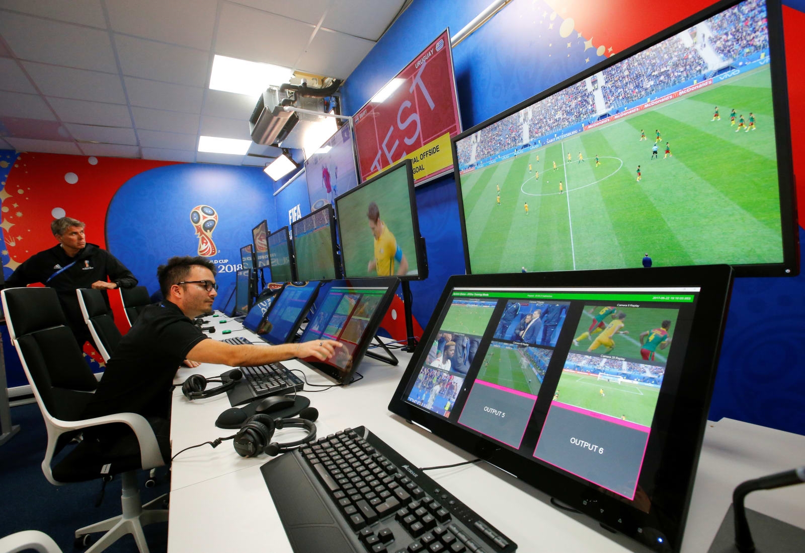 Video reviews will be used in 2022 North and Central American soccer tourneys | DeviceDaily.com