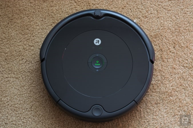 The Roomba j7+ poop-detecting robot vacuum is $250 off right now | DeviceDaily.com