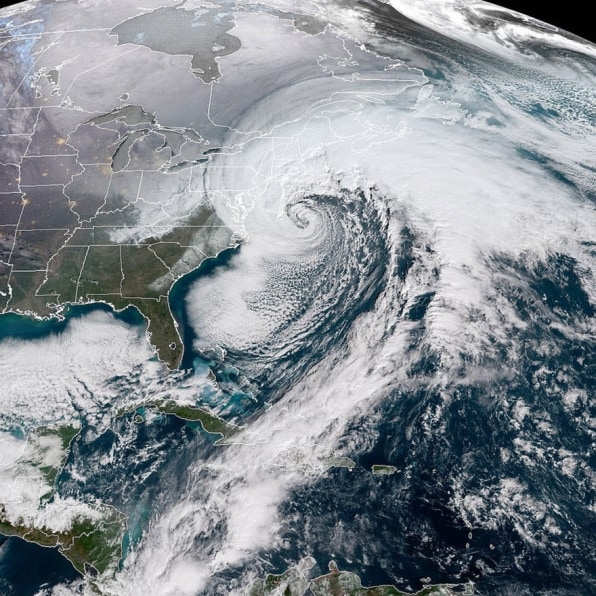 What is a ‘bomb cyclone’? An atmospheric scientist explains | DeviceDaily.com