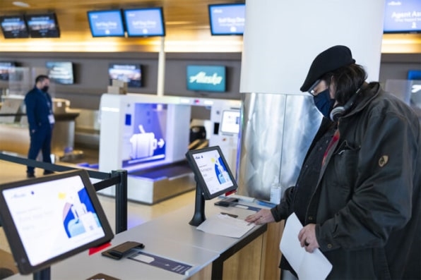 Alaska Airlines’ new check-in stations are powered by iPad Pros | DeviceDaily.com