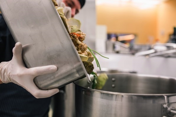 Google says it’s reduced food waste just by using different bowls | DeviceDaily.com