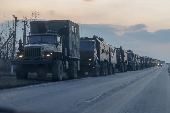 As Russia bombards Ukraine, it could become a battle between two supply chains | DeviceDaily.com