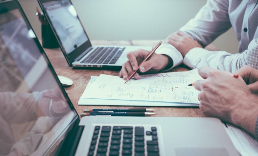 8 Tips For Building and Managing a Successful Digital Business | DeviceDaily.com