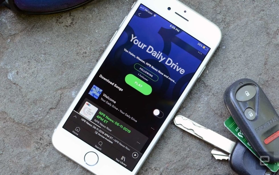 Spotify exec who helped lead its podcast push is leaving the company | DeviceDaily.com