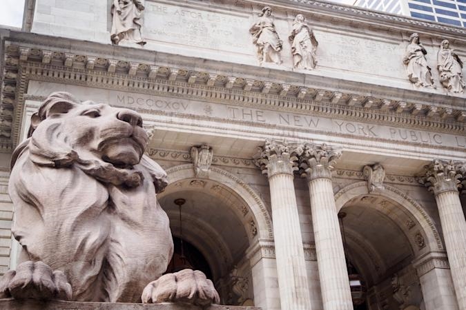 The New York Public Library makes four banned books free nationwide on its e-reader app | DeviceDaily.com
