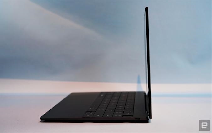 Dell's XPS 13 Plus ultraportable is now available for $1,299 | DeviceDaily.com