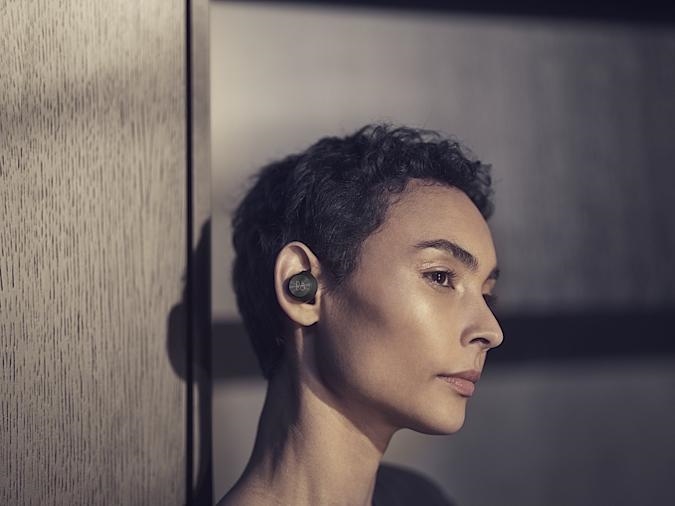 Bang  and  Olufsen's Beoplay EX earbuds offer an AirPods-like design | DeviceDaily.com