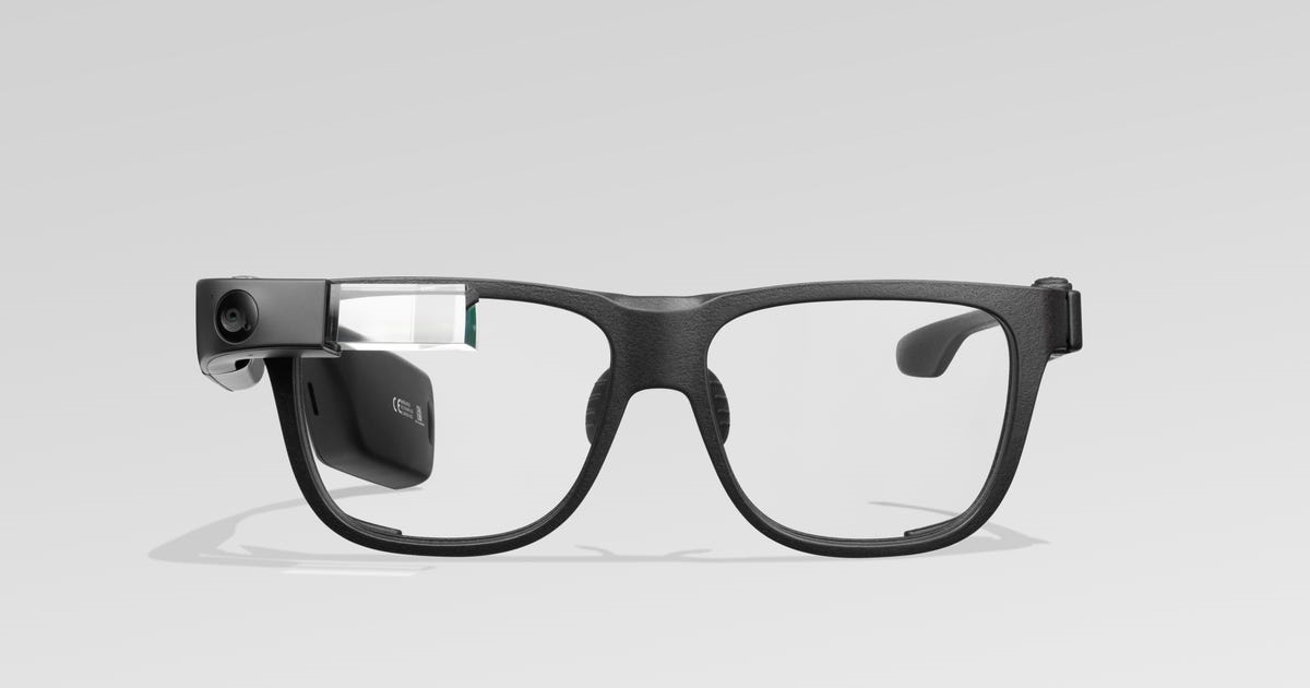 Google Takes Another Look At Smart Glasses, Focuses On Translation | DeviceDaily.com