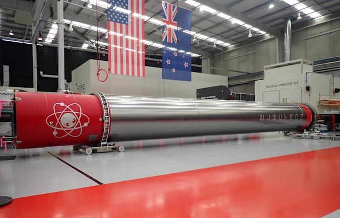 Rocket Lab captures booster in mid-air with a helicopter for the first time | DeviceDaily.com