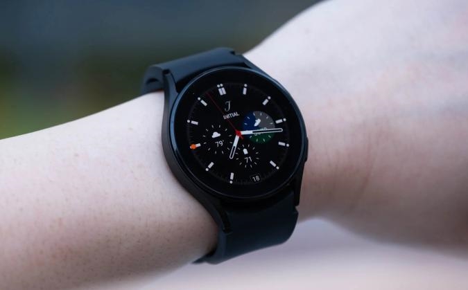 Samsung's Galaxy Watch 4 falls back to $200 at Amazon | DeviceDaily.com Samsung's Galaxy Watch 4 falls back to $200 at Amazon | DeviceDaily.com