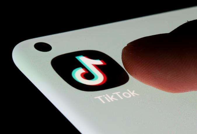 TikTok faces lawsuit over 'blackout challenge' content | DeviceDaily.com