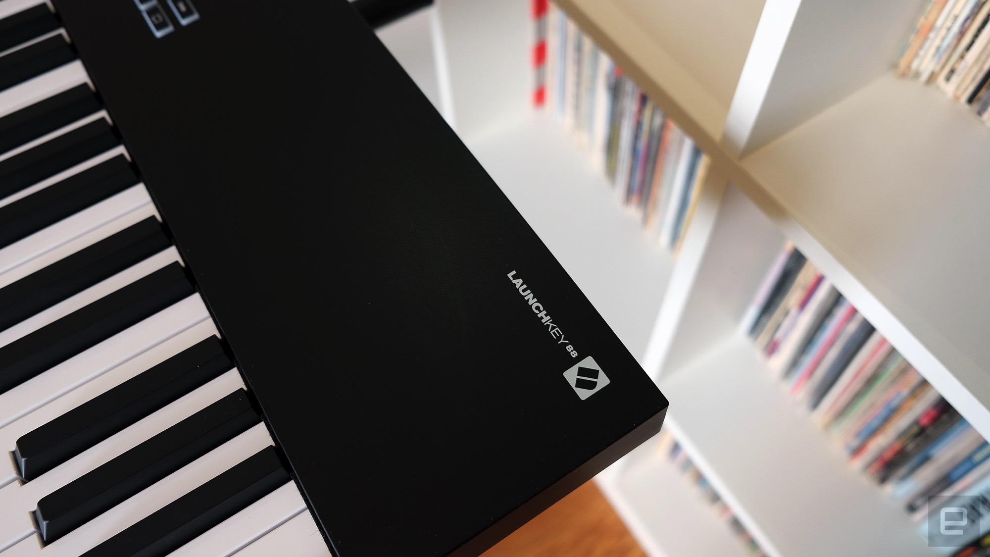 Launchkey 88 brings a luxurious keybed to a budget MIDI controller | DeviceDaily.com