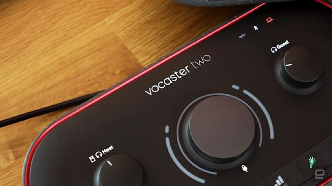 Focusrite Vocaster hands-on: Streamlined audio interfaces built for podcasters | DeviceDaily.com