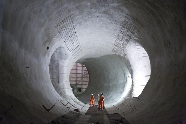 Inside the gargantuan engineering feat of London’s $25 billion Elizabeth Line | DeviceDaily.com