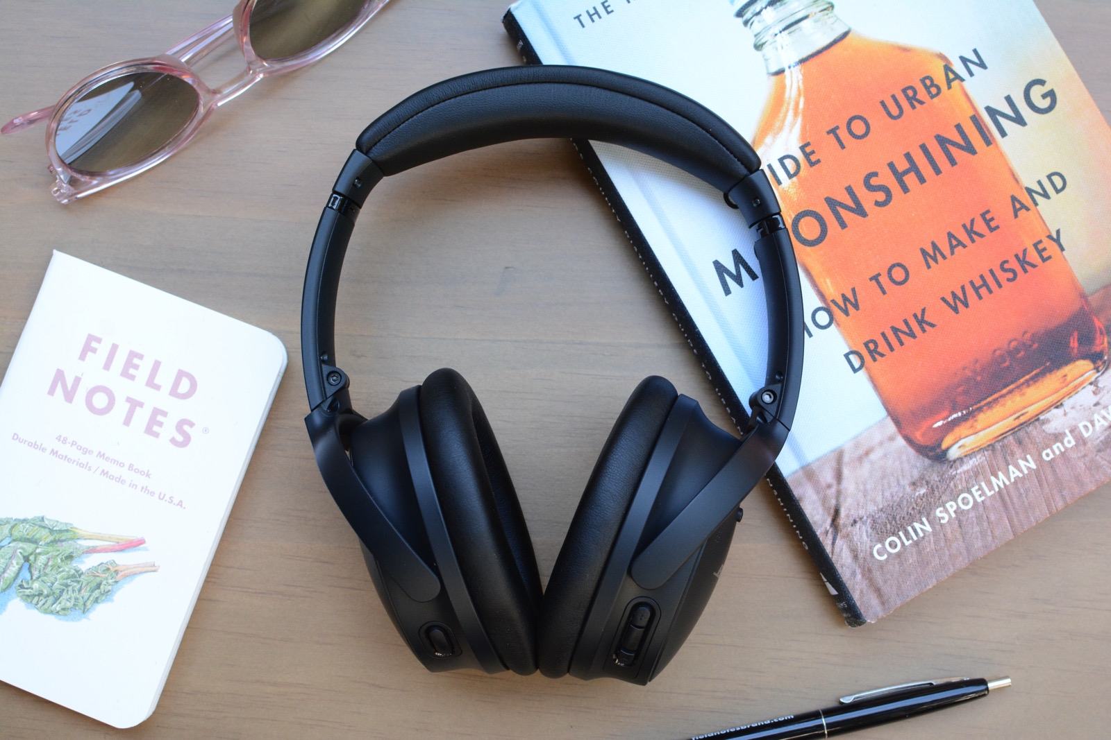 The best wireless headphones you can buy right now | DeviceDaily.com With the latest installment in its popular QuietComfort lineup, Bose revisits some of its best headphones ever with timely upgrades. | DeviceDaily.com