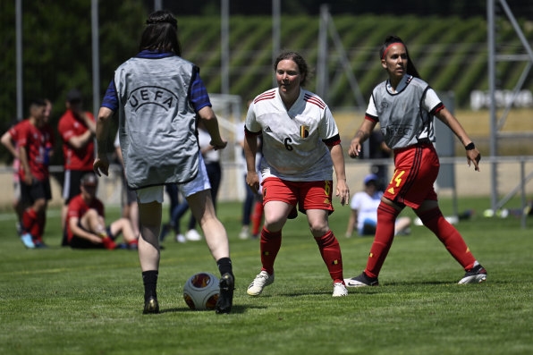 At this European soccer tournament, teams of refugees and asylum seekers form new connections | DeviceDaily.com