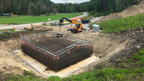 The 2,000-foot bridge was constructed without a single drawing | DeviceDaily.com