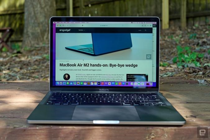 Apple's entry-level 13-inch MacBook Pro M2 may have slower SSD speeds than the M1 model | DeviceDaily.com