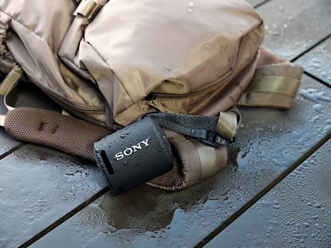 Sony's new portable speakers are waterproof and better with calls | DeviceDaily.com