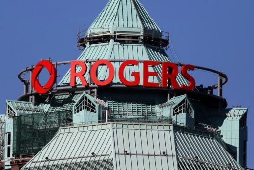 Major Rogers outage causes internet and mobile network issues across Canada