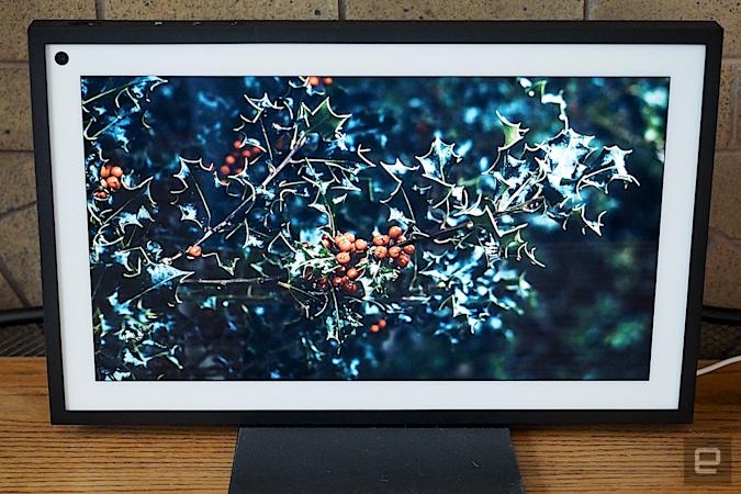 Amazon brings Echo Show 15's photo frame feature to all models | DeviceDaily.com