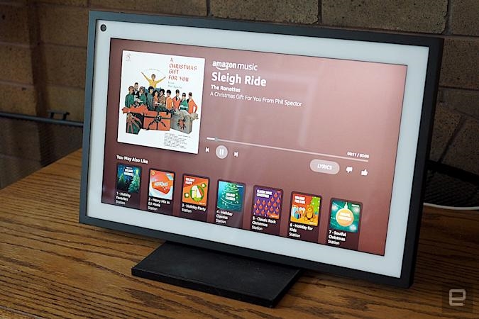 Amazon brings Echo Show 15's photo frame feature to all models | DeviceDaily.com