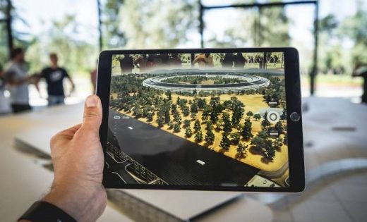 5 Exciting Real-World Uses for AR and IoT