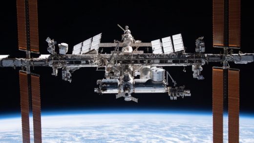 A Russian ISS exit could give NASA a hangover—then leave cosmonauts grounded