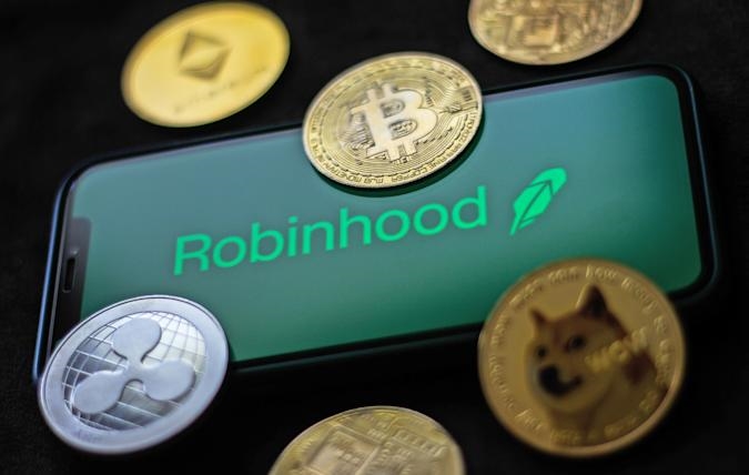 Robinhood lays off almost a quarter of its staff | DeviceDaily.com