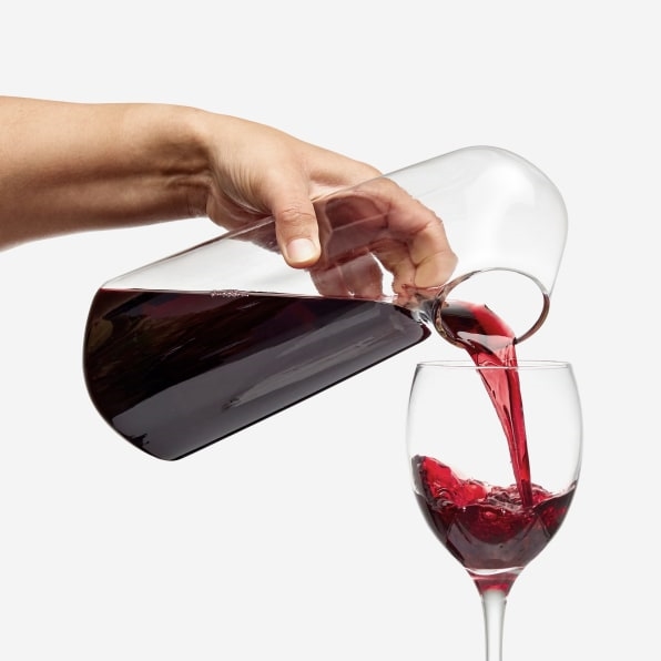 A designer reinvents the humble wine decanter by flipping it 180 degrees | DeviceDaily.com