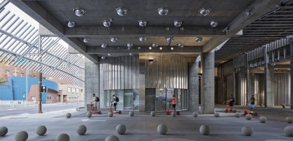 Today, it’s a multistory parking lot. Tomorrow, it could be your new home | DeviceDaily.com Today, it’s a multistory parking lot. Tomorrow, it could be your new home | DeviceDaily.com