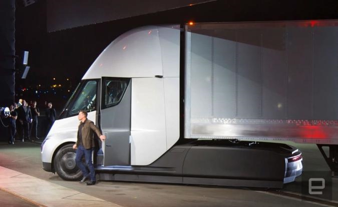 Musk says Tesla's electric Semi truck has started production | DeviceDaily.com