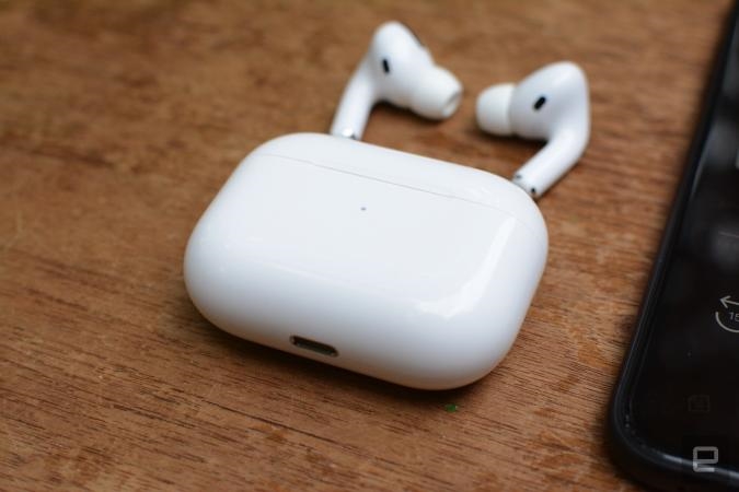 Apple's second-generation AirPods Pro are on sale ahead of launch day | DeviceDaily.com