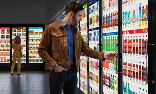 How IoT-Enabled Smart Screens Are Changing the Face of Retail Media