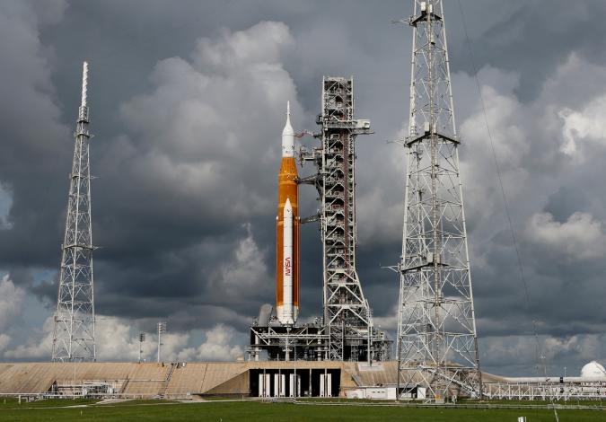 NASA successfully completes vital Artemis 1 rocket fuel test | DeviceDaily.com