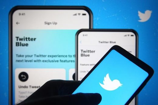 Twitter starts rolling out podcasts to Blue subscribers
