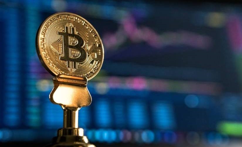 Relationship Between Blockchain and Cryptocurrency | DeviceDaily.com