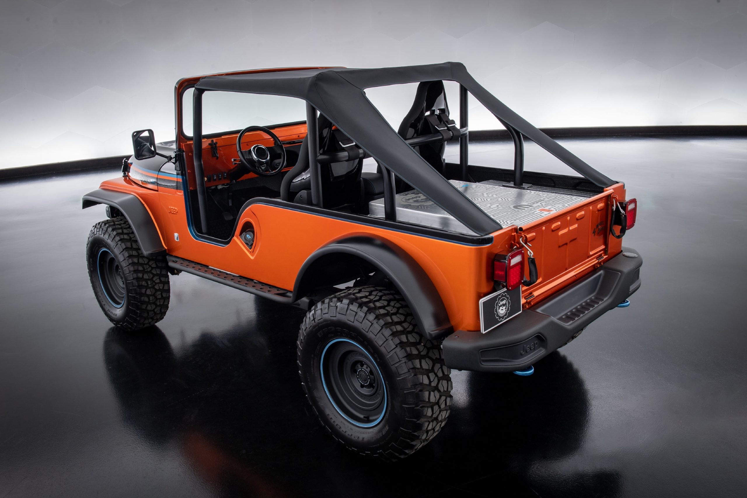 Mopar shows off its electrified Jeep 'CJ Surge' concept at SEMA 2022 | DeviceDaily.com