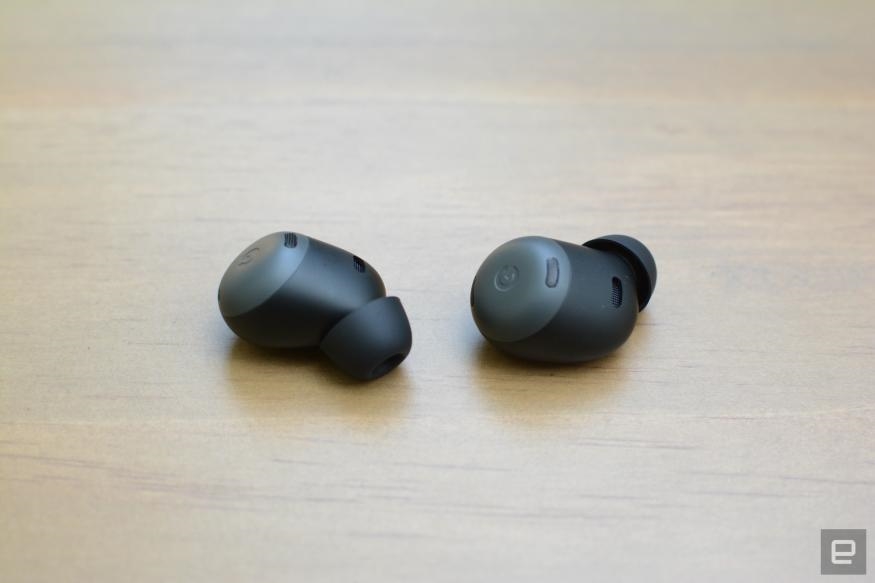 Google's Pixel Buds Pro drop to $150, plus the rest of the week's best tech deals | DeviceDaily.com