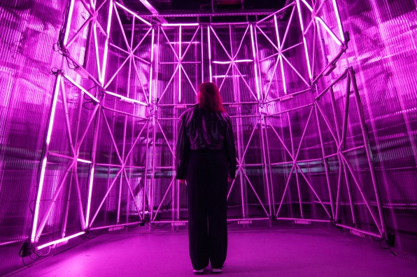 Why Pantone turned its 2023 Color of the Year into a $1 million immersive experience | DeviceDaily.com