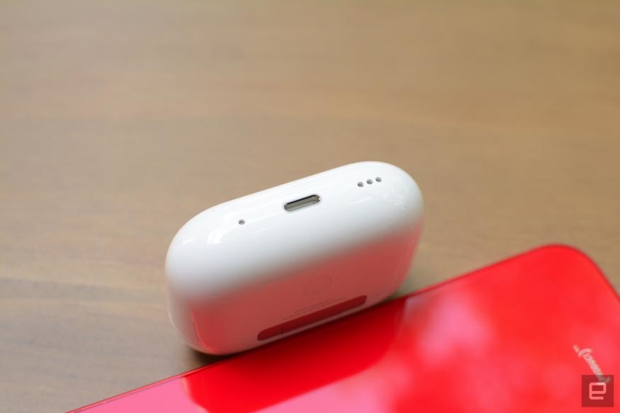 Apple's second-generation AirPods Pro drop to $200 for Black Friday | DeviceDaily.com