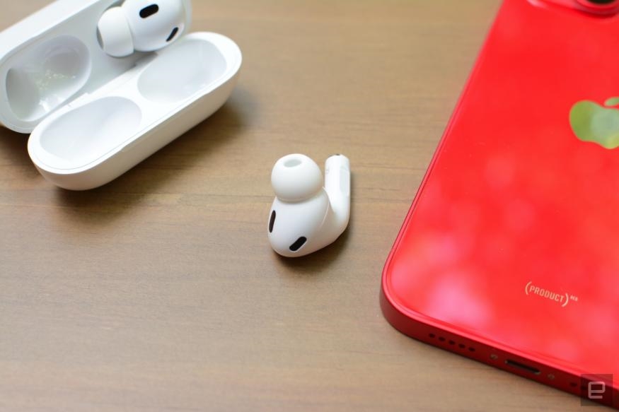 Apple's second-generation AirPods Pro drop to $200 for Black Friday | DeviceDaily.com