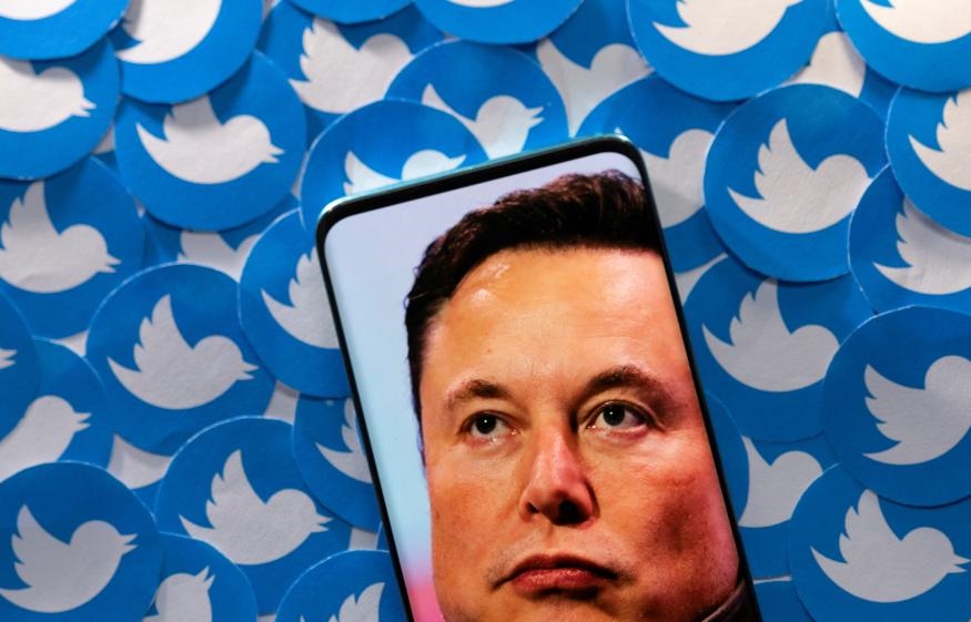 Elon Musk says he will unban Donald Trump after Twitter poll | DeviceDaily.com