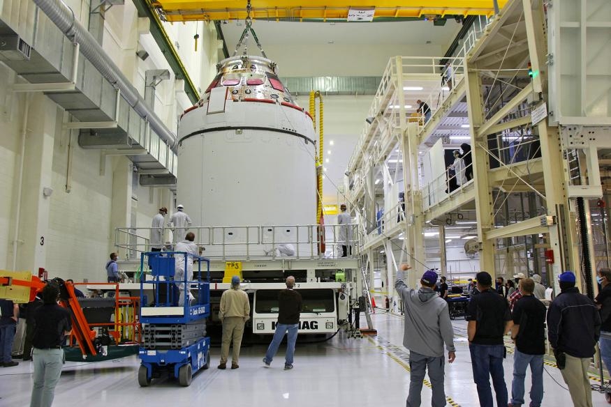 NASA's Orion spacecraft on track to begin Moon flyby on November 21st | DeviceDaily.com