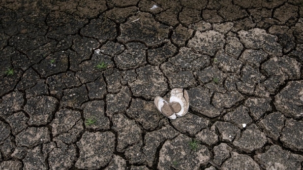 These stark photos show 2022’s climate disasters | DeviceDaily.com