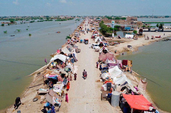 These stark photos show 2022’s climate disasters | DeviceDaily.com