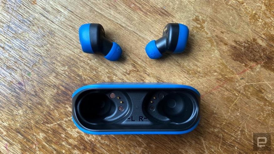 JLab's smallest earbuds yet still cover the basics for $39 | DeviceDaily.com